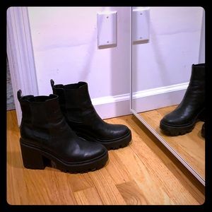 Kendall + Kylie Jett Block Heel Platform booties